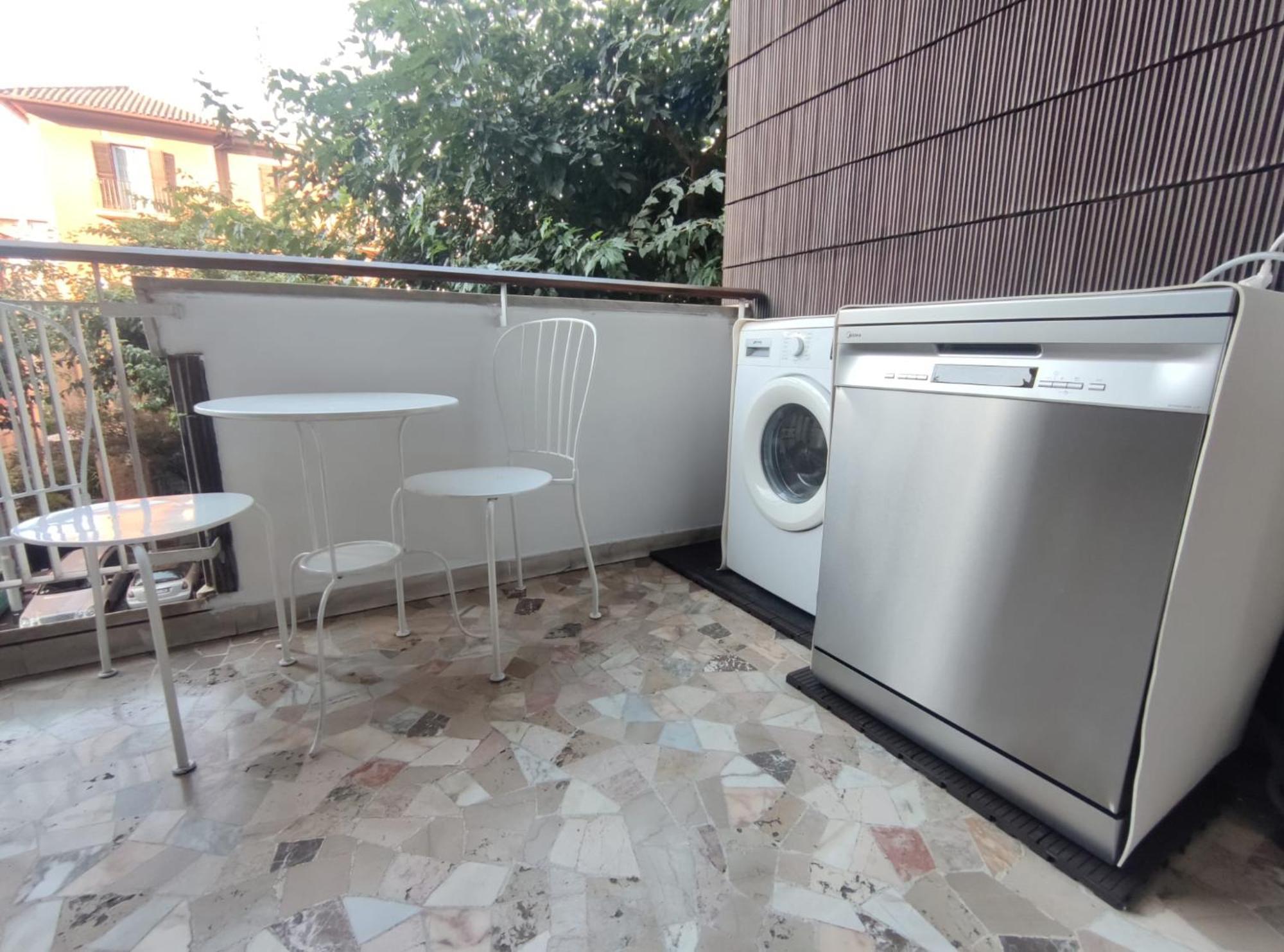 Vanity Apartment - 4 Bedrooms With 4 Bathrooms - Ac & Wifi Rom Exterior foto